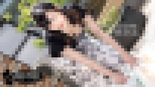 朝ゴミ出しする近所の遊び好きノーブラ奥さん 上野真奈美　上野真奈美　一本道