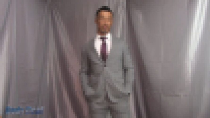 色黒アニキがスーツ姿でチンコを露出　色黒アニキ　G-EAGLE