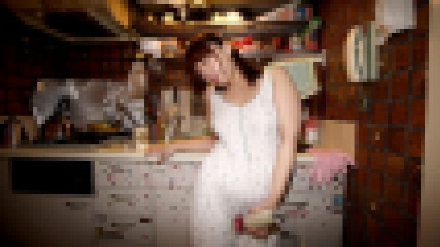 真四畳半 生徒の母親のカラダが犯罪レベルに豊満すぎて満足させてもらった件(人妻 篠崎かんな31歳)　篠崎かんな　EAGLE