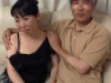 熟年カップルのねっとりセックス! 熟女 STRIX