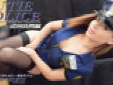 突然巡回訪問に来たセクシー美女ポリスと・・CUTIE POLICE 巡回訪問編　エリカ　金髪天國